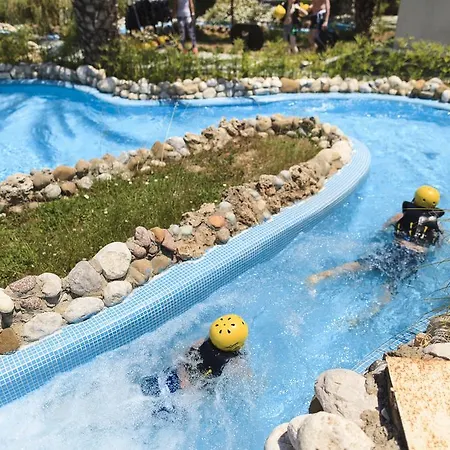 Club Grand Aqua Hotel Colakli