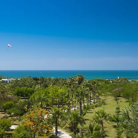 Hotel Club Grand Aqua 5*